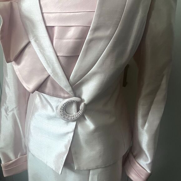 Elite Champagne 3-Pc Skirt Suit Shoulder‎ Ruffle Rhinestone C-Button Closure - Picture 11 of 13